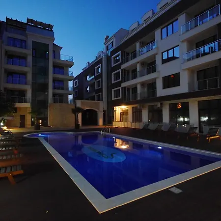 Stamopolu Lux * 프리모르스코